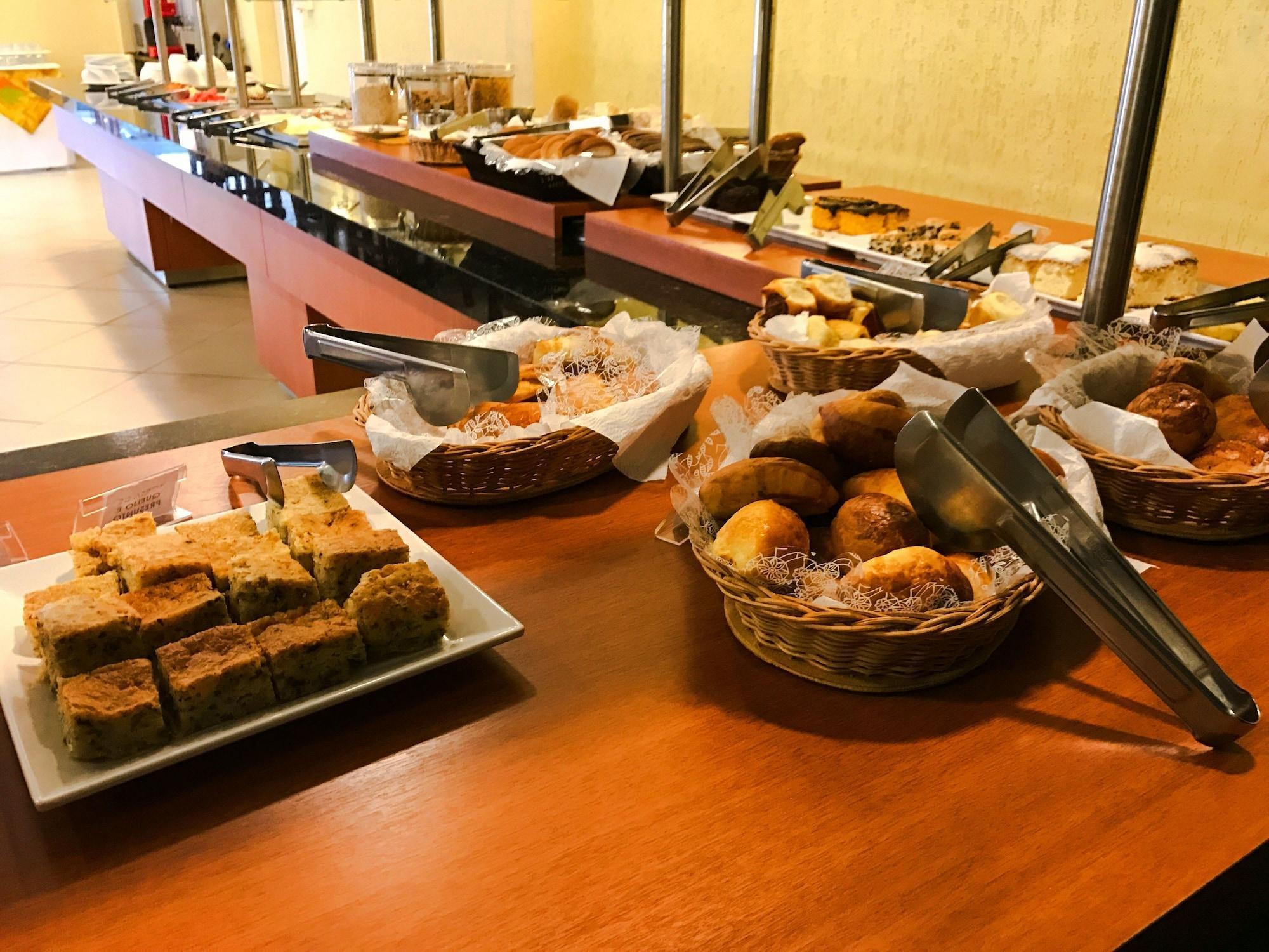 Rede Andrade Mercado Hotel Curitiba Kültér fotó