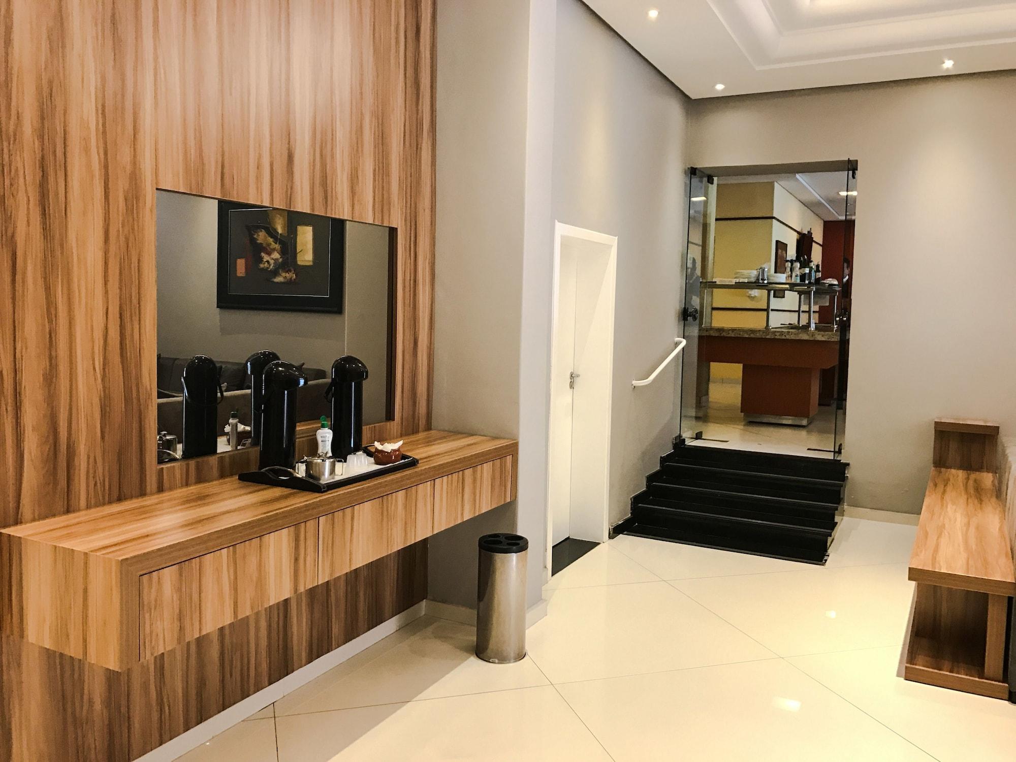 Rede Andrade Mercado Hotel Curitiba Kültér fotó