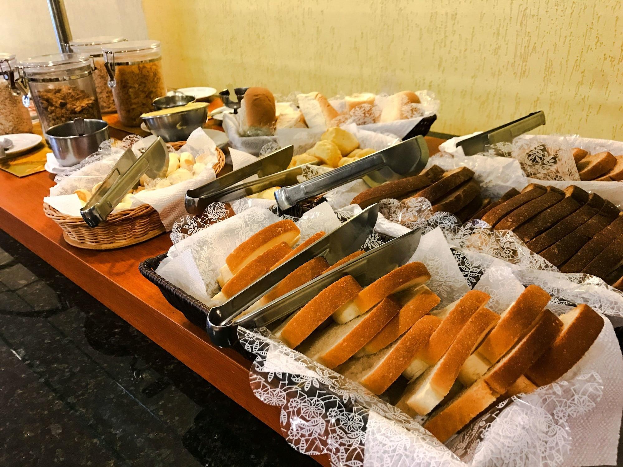 Rede Andrade Mercado Hotel Curitiba Kültér fotó