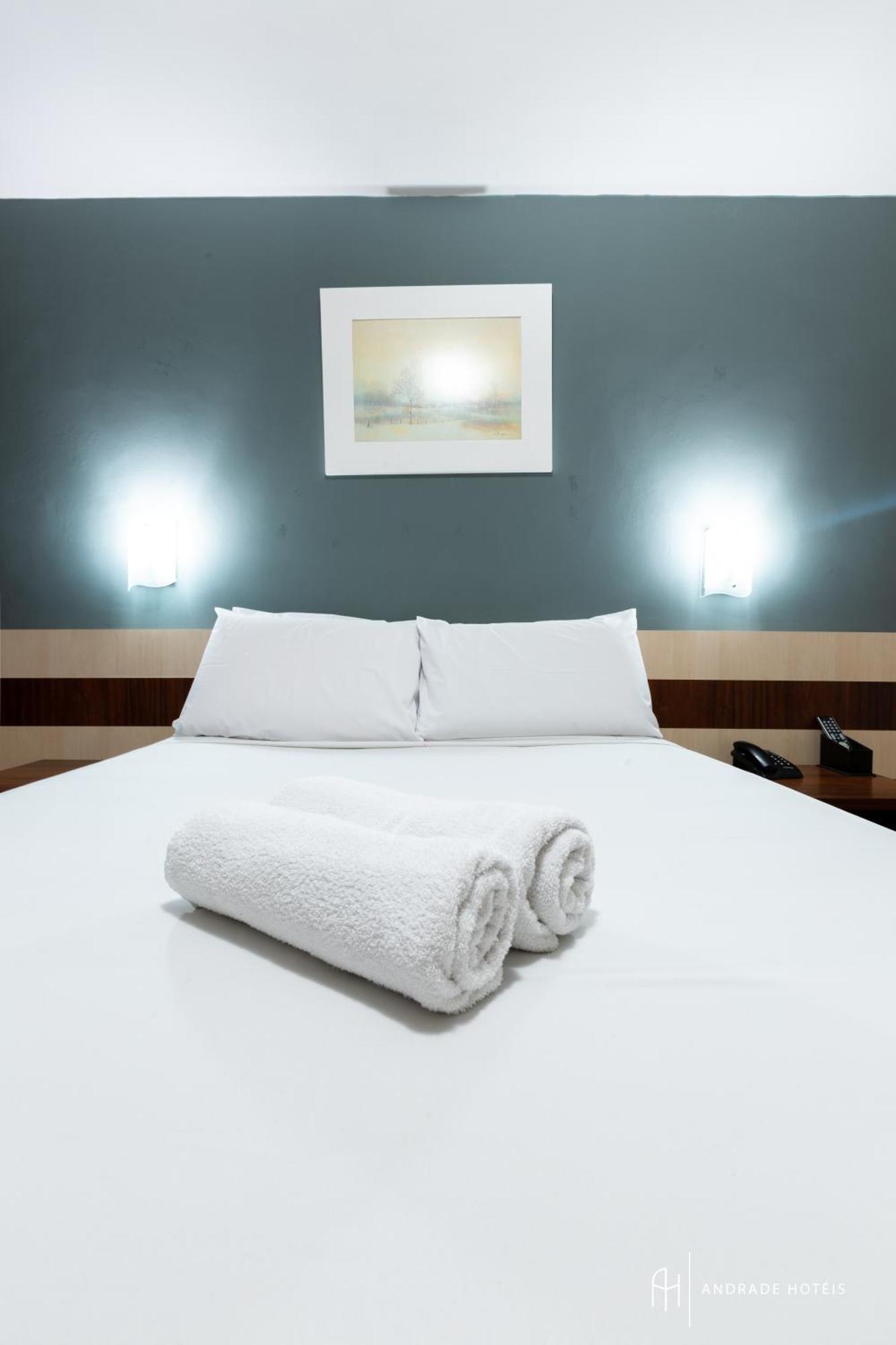 Rede Andrade Mercado Hotel Curitiba Kültér fotó