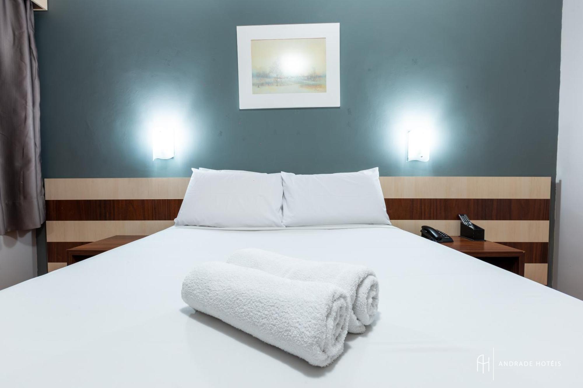 Rede Andrade Mercado Hotel Curitiba Kültér fotó